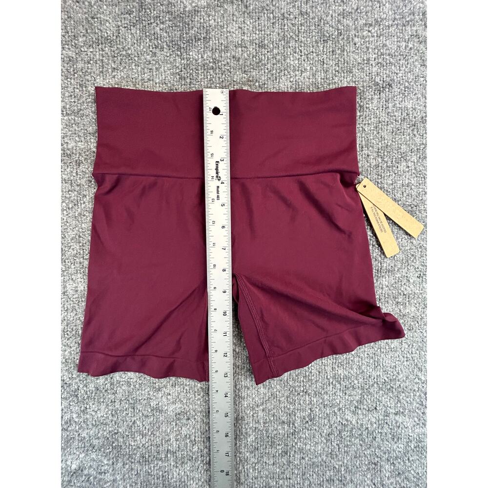 SKIMS Soft Smoothing Seamless Short Deep Berry Women's M Shapewear Shorts NWT - Picture 6 of 7